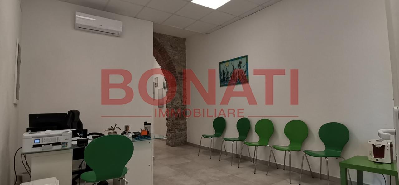 Laboratorio in Via Genova 141, La Spezia, {3} - Foto 2