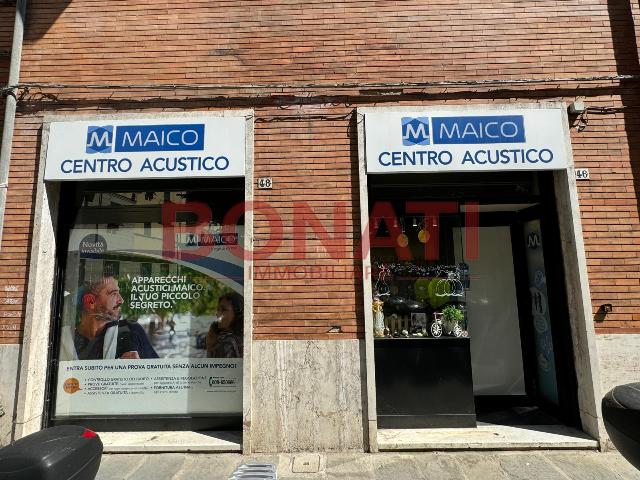 Negozio in Via Urbano Rattazzi 46, La Spezia - Foto 1