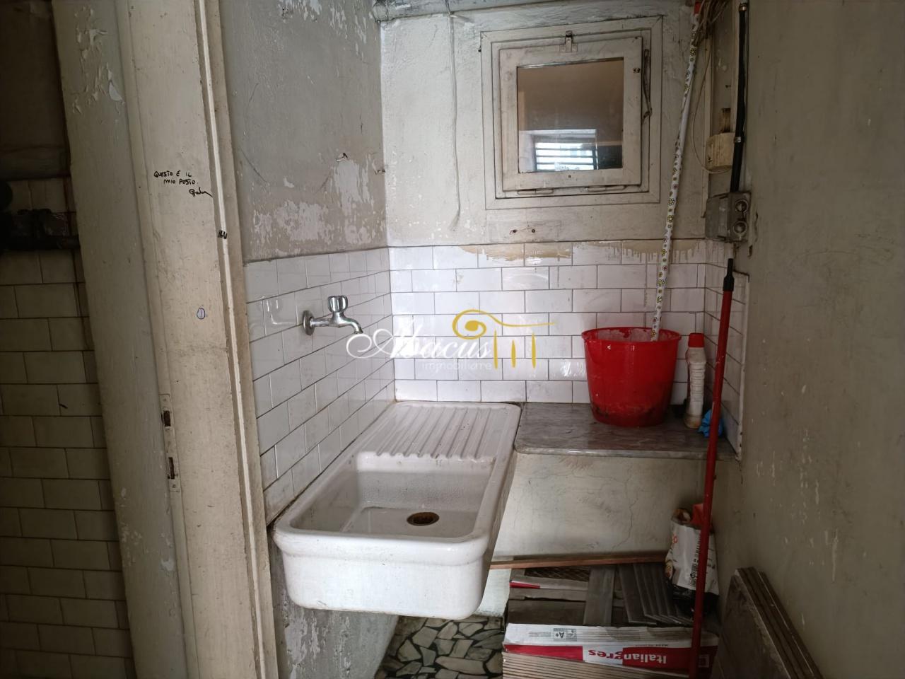 Negozio in Viale Duse, Firenze, {3} - Foto 2