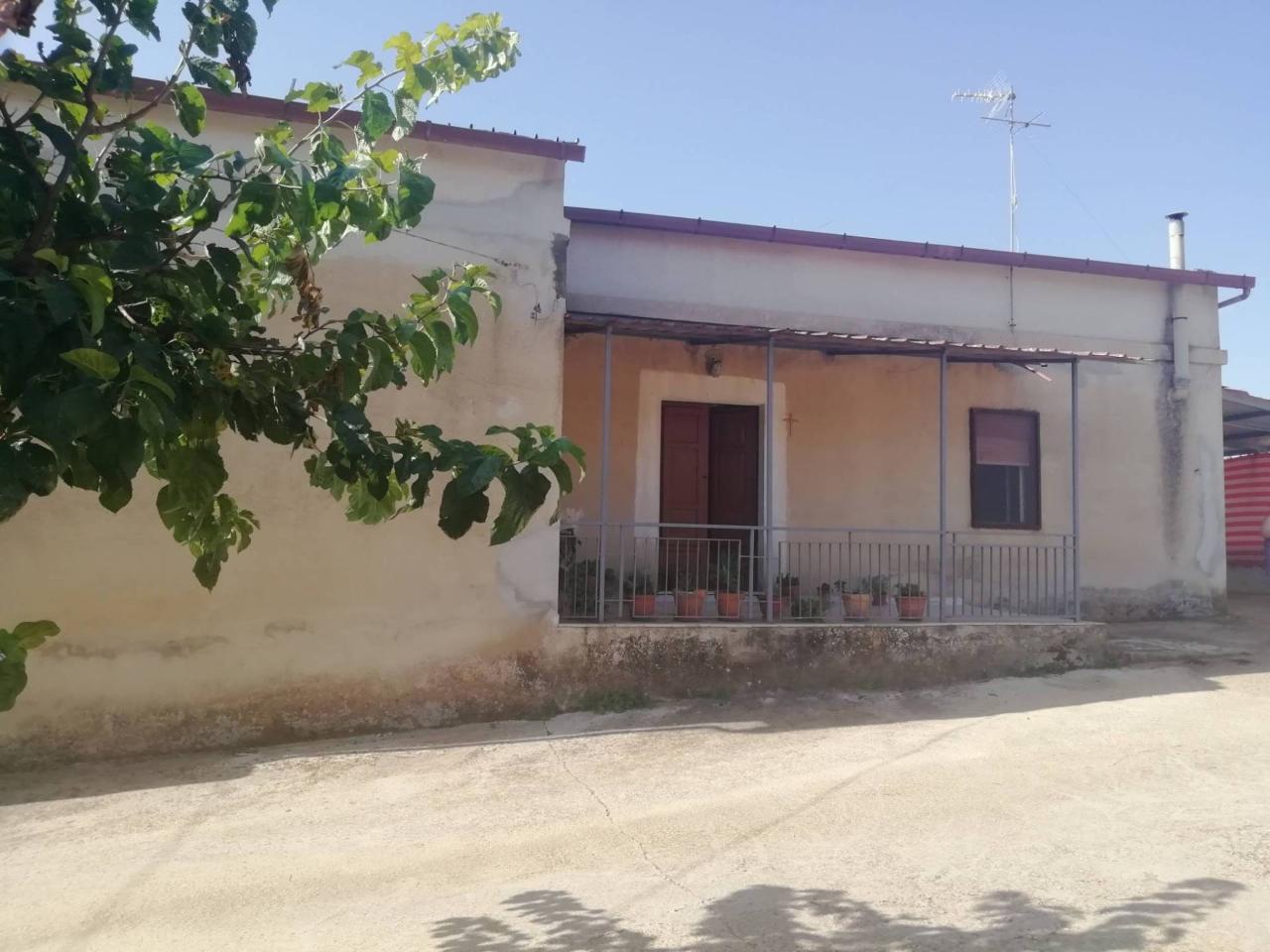 Villa in vendita a Santa Margherita Di Belice
