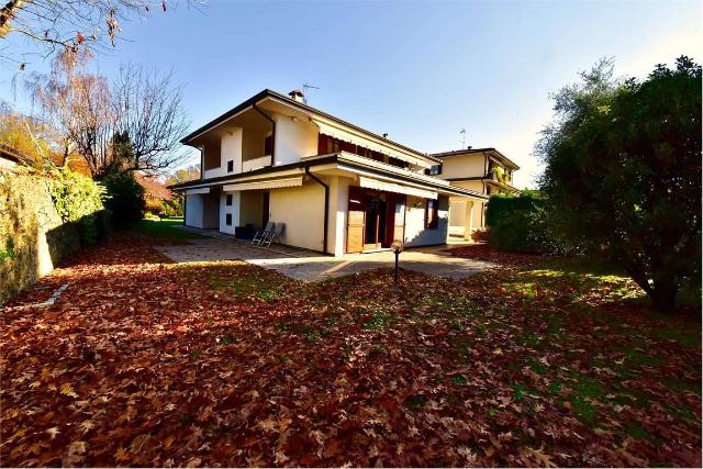 Villa in Via delle Ginestre, Cantù - Foto 1