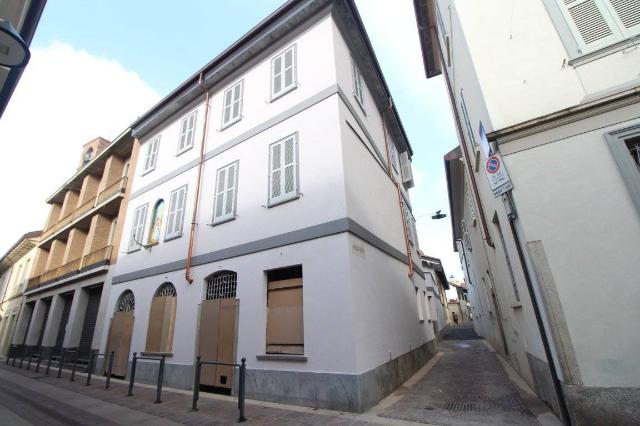 Shop in Piazza Vittorio Veneto, Seregno - Photo 1