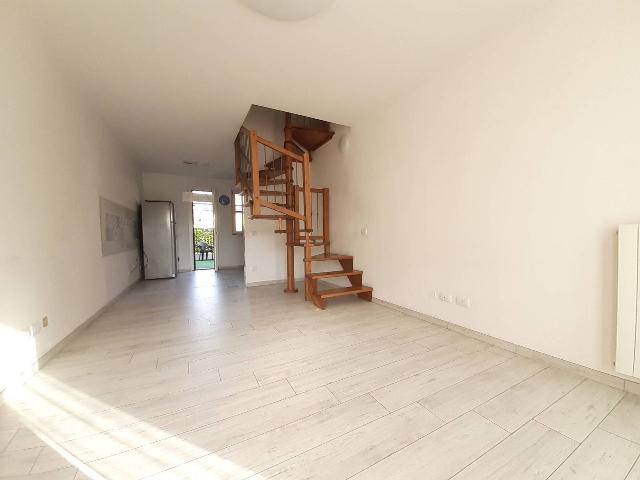 Terraced house in {3}, Via Monte Generoso - Photo 1