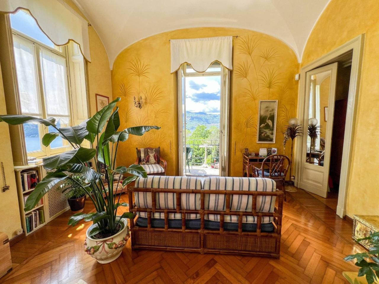 Appartamento in vendita a Orta San Giulio