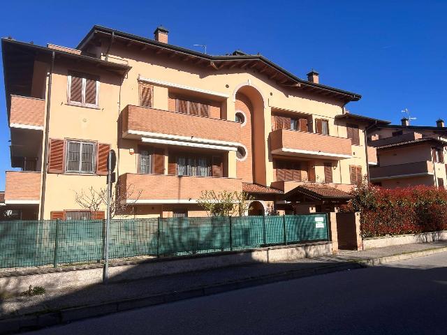 Dreizimmerwohnung in Viale Cesare Vignati 16, Casaletto Lodigiano - Foto 1