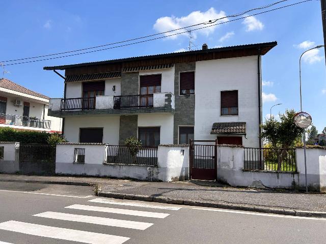 Mansion in Via Piave 17, Lodi Vecchio - Photo 1