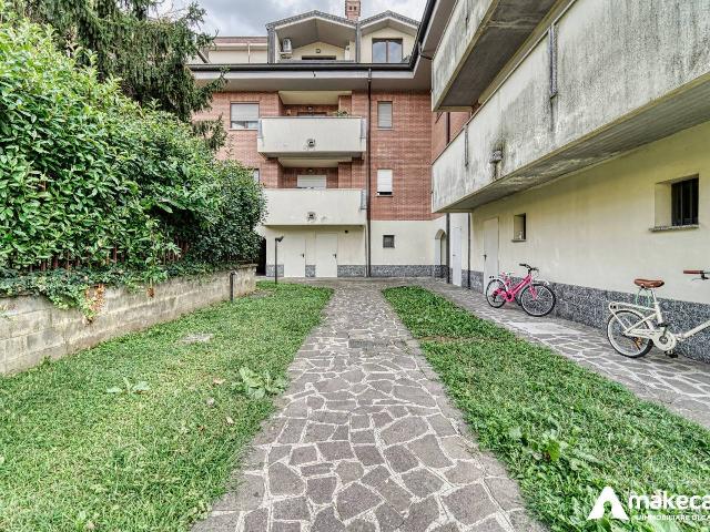 3-room flat in Via Largo Paolo Gorini 10, Tavazzano con Villavesco - Photo 1