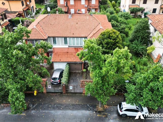 Mansion in Via Togliatti 37, Melegnano - Photo 1