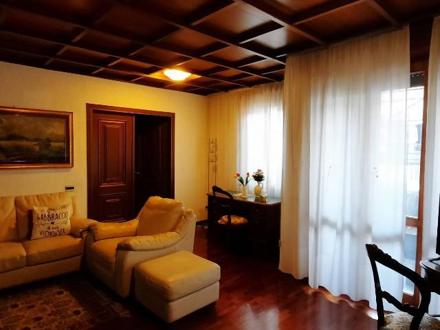 4-room flat in Via Aldo Moro 14, Zelo Buon Persico - Photo 1