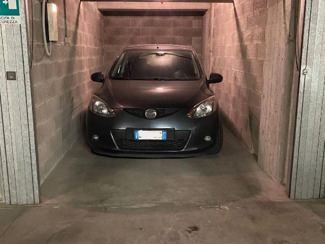 Garage or car box in Viale Dalmazia, Lodi - Photo 1