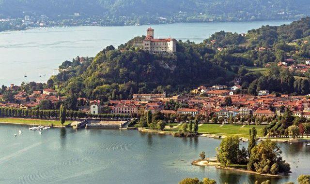 Albergo in , Angera - Foto 1