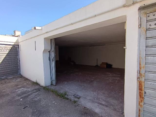 Garage or car box in {3}, Via Pietro Marti 11 - Photo 1