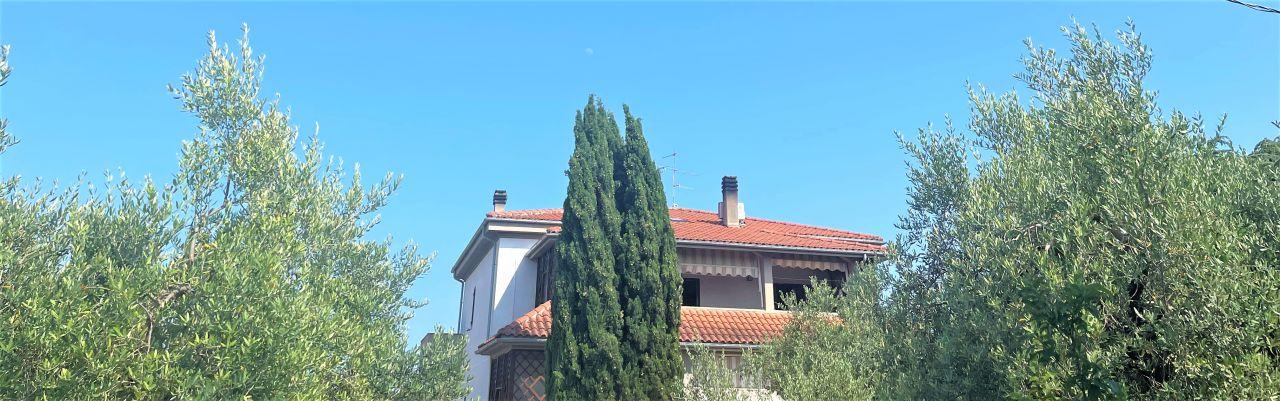 Villa plurifamiliare in vendita a Grosseto