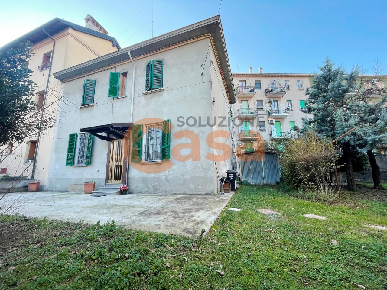 Casa indipendente in vendita a Piacenza