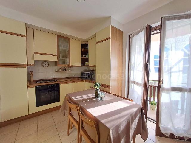 2-room flat in Via Leonida Tonelli 14, Cerete - Photo 1