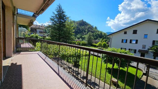 4-room flat in Via Bergamo, Clusone - Photo 1