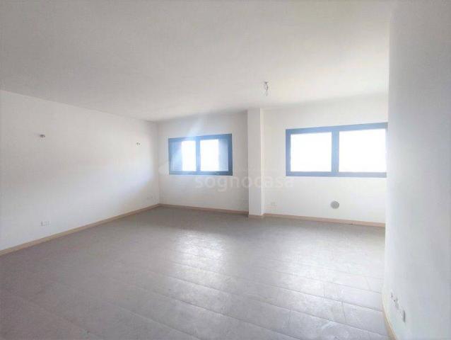 4-room flat in Piazza Giacomo Manzù, Clusone - Photo 1