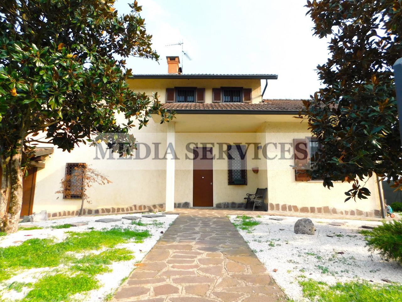 Villa in vendita a Gropello Cairoli
