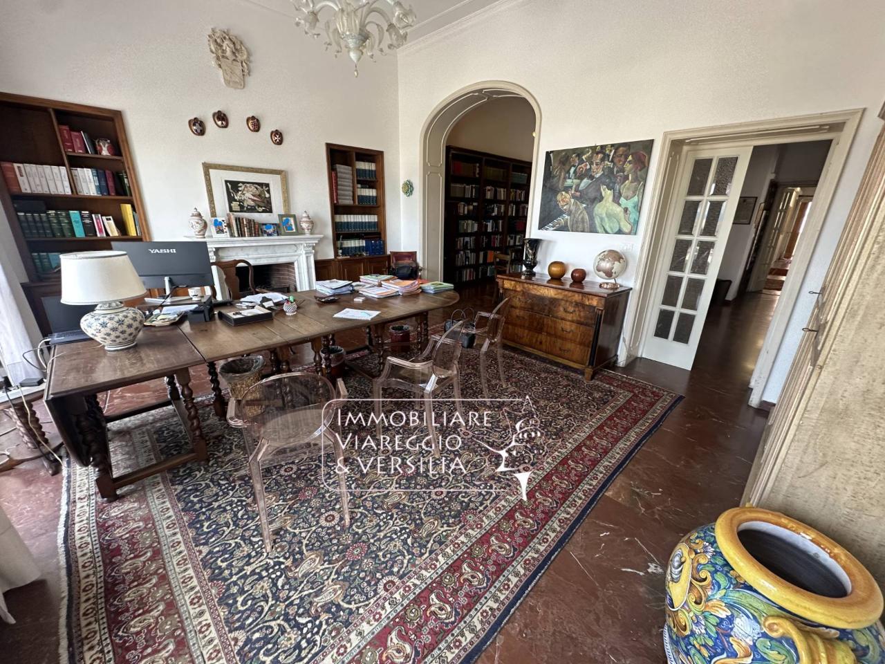appartamento in vendita a Viareggio