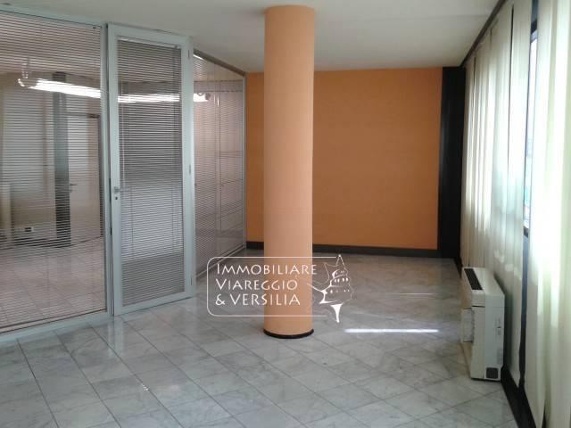 Ufficio in Via Tobino, Viareggio, {3} - Foto 2