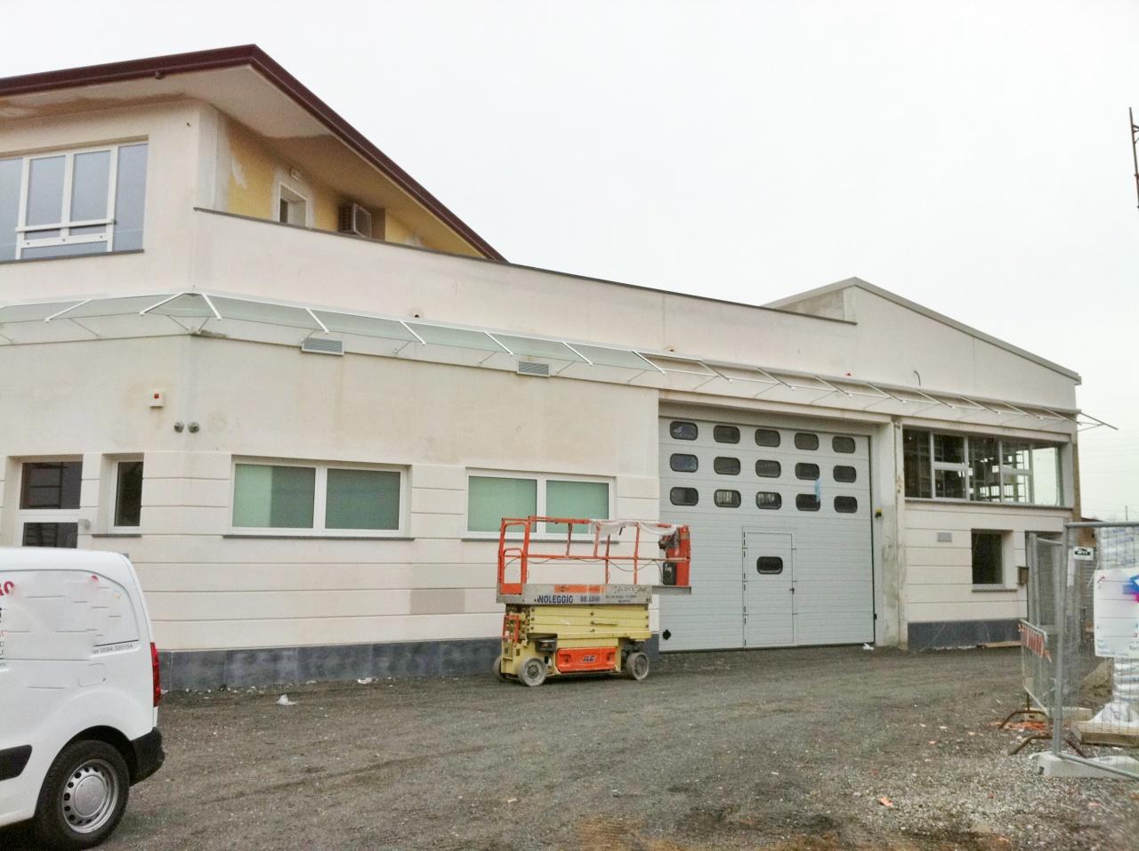 Magazzino in Via della Circonvallazione, Viareggio, {3} - Foto 1