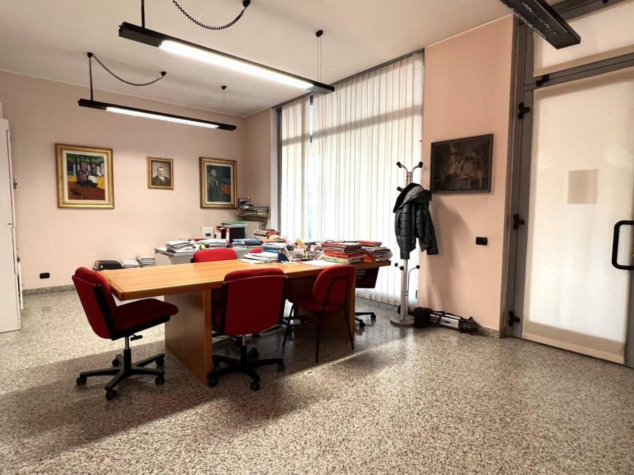 Ufficio condiviso in , Vanzago, {3} - Foto 1