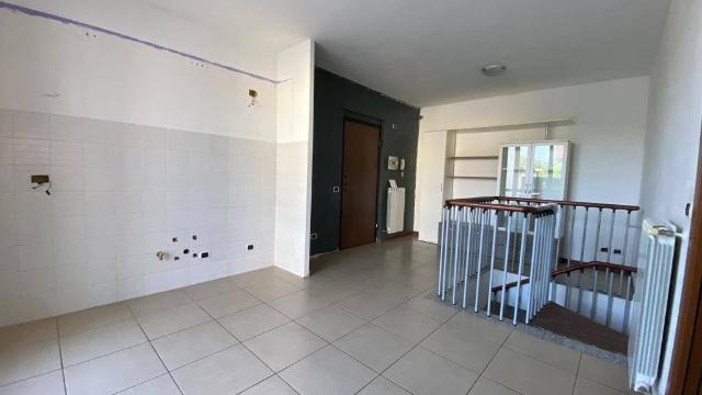 3-room flat, Castano Primo - Photo 1