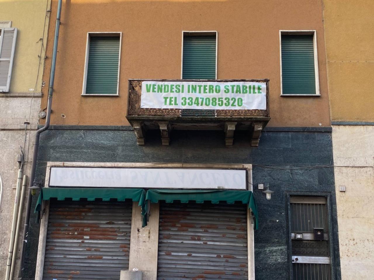Palazzina commerciale in vendita a Sant'Angelo Lodigiano