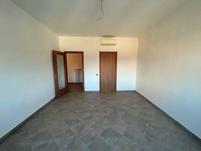 3-room flat in {3}, - Photo 1