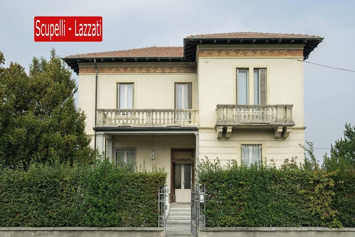 Villa in vendita a Casteggio