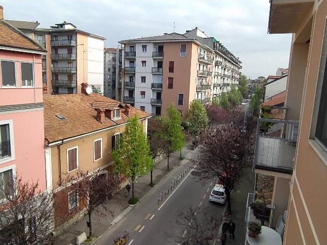 Wohnung in Via Nino dall'Oro, Lodi - Foto 1