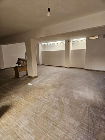 Negozio in Corso Cristoforo Colombo 89, Chiavari, {3} - Foto 2
