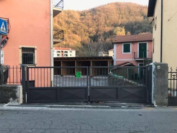 Magazzino in vendita a Serra Ricco'