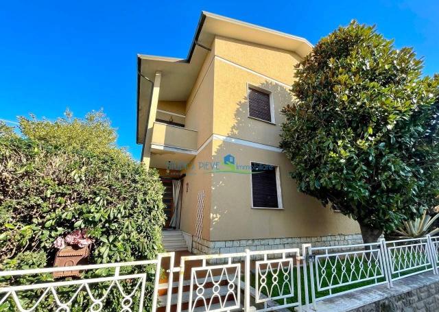 Villa in Via Trieste 154, Monsummano Terme - Foto 1