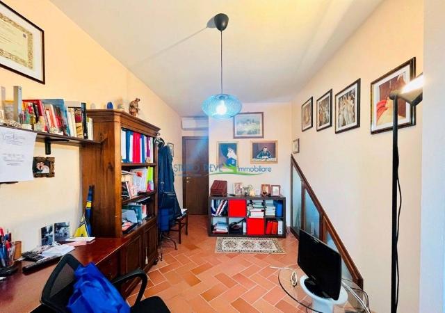 Villa in Via Vecchia di Maona, 13 B, Montecatini-Terme - Foto 1