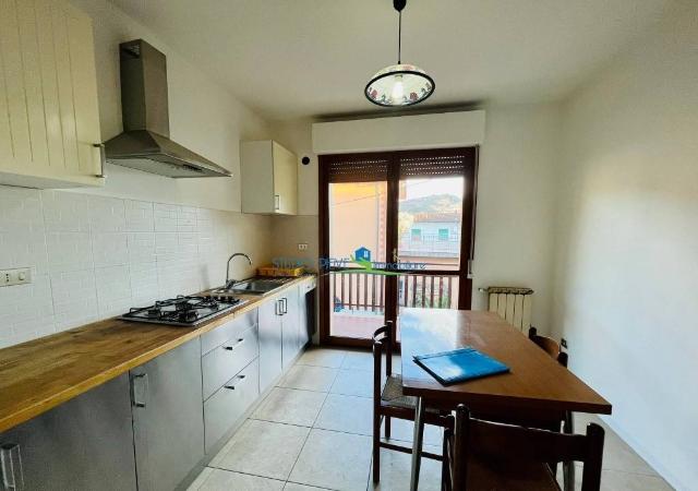 4-room flat in Via Giuseppe Garibaldi, Pieve a Nievole - Photo 1