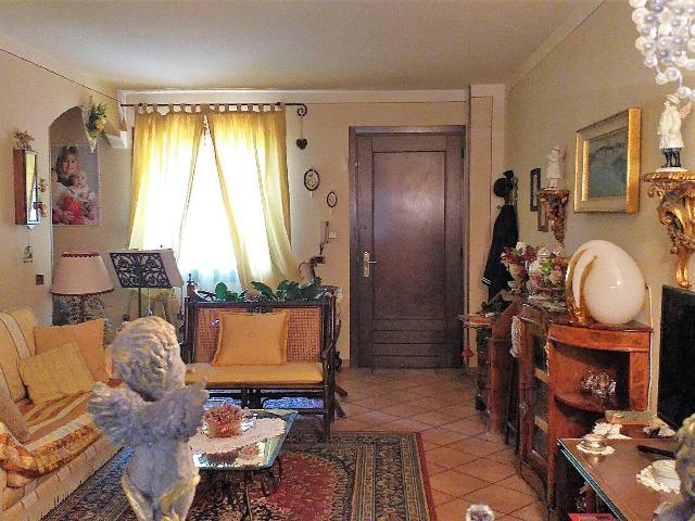 Terraced house in Via Emilio Gino Segrè, Monsummano Terme - Photo 1