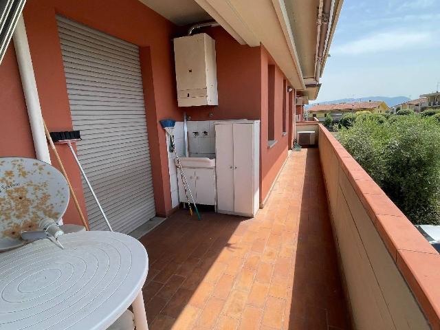 3-room flat in Via Ugo Foscolo, Buggiano - Photo 1