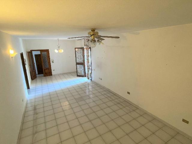 3-room flat in Via Cesare Battisti, Monsummano Terme - Photo 1