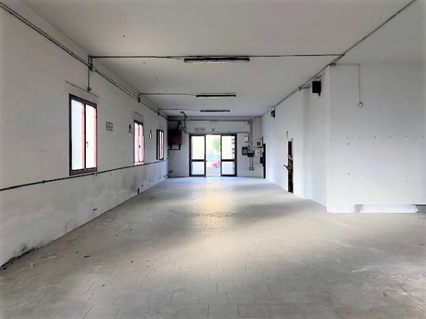 Capannone in , Monsummano Terme, {3} - Foto 1