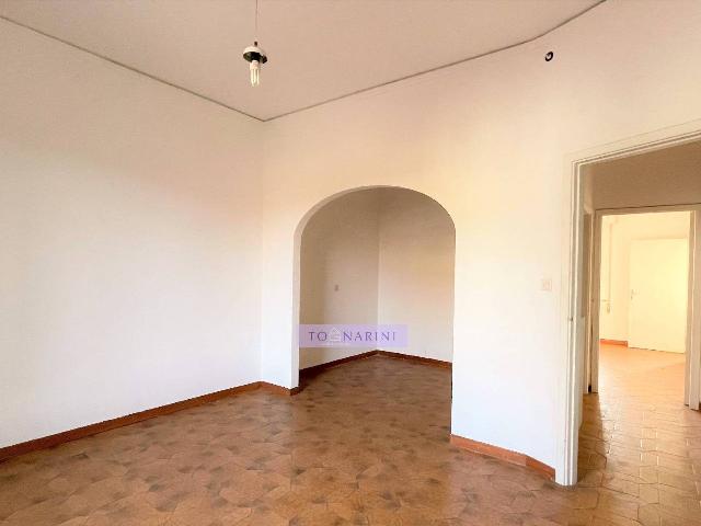 3-room flat in Piazzale Italia 3, Montecatini-Terme - Photo 1