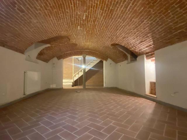 4-room flat, Vigevano - Photo 1