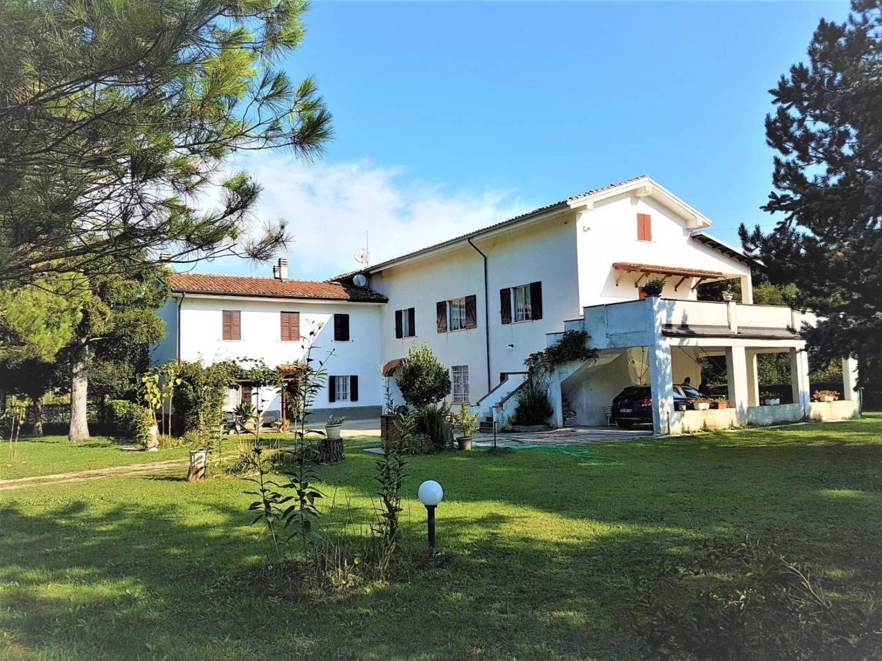 Villa in vendita a Garbagna