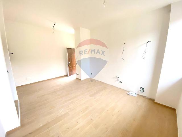 3-room flat, Pavia - Photo 1