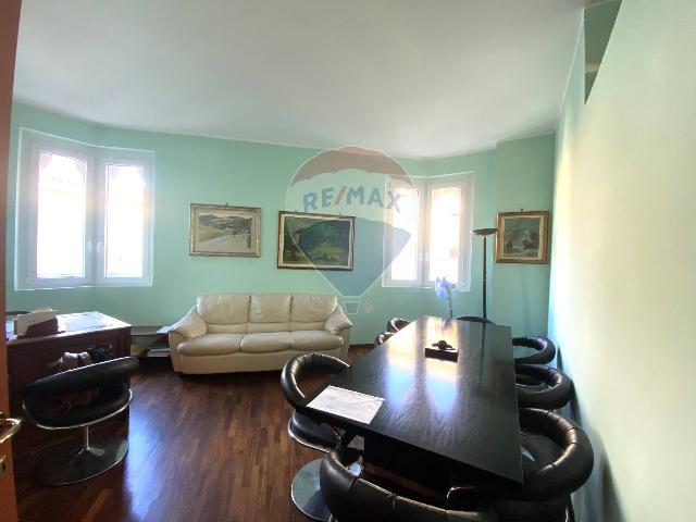 main gallery real estate image