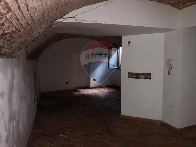 One-room flat in Via Maffi 15, Pavia - Photo 1