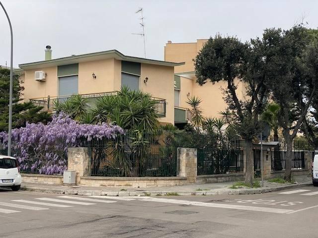 Villa in Via Antonietta De Pace 12, Lecce - Foto 1