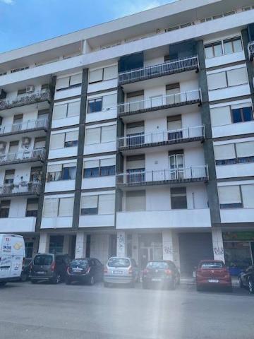 Vierzimmerwohnung in Via Lupiae, 33, Lecce - Foto 1