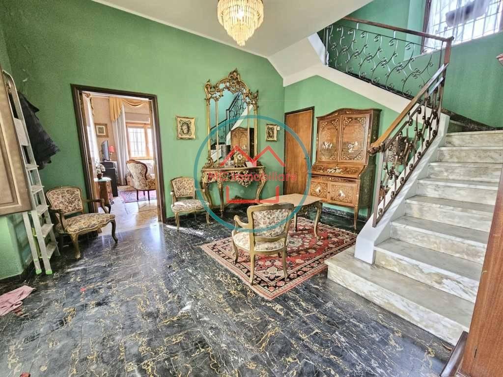 Villa in vendita a Montecatini Terme