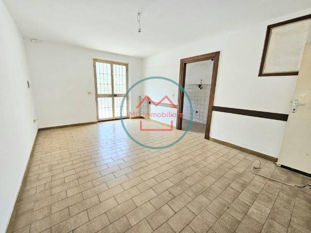 3-room flat in Via Sano, Montecatini-Terme - Photo 1